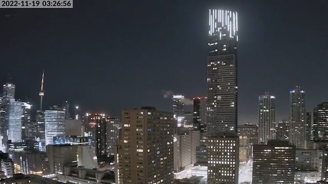 Meteor lights up Toronto night sky смотреть онлайн