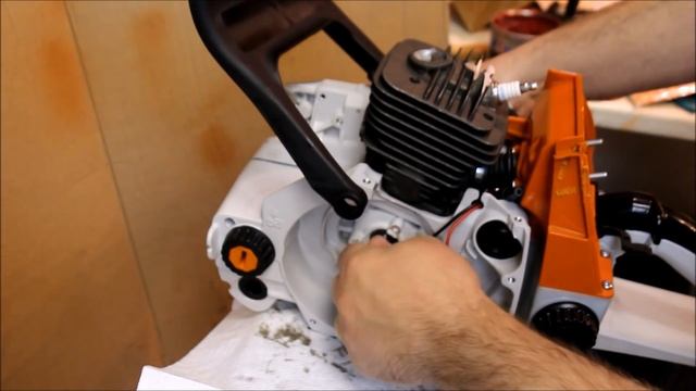 Huztl / Stihl ms660 clone bolt for bolt part 3!!! piston/cylinder pressure test, more assembly смотреть онлайн