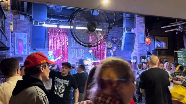 Директор Азовского Моря - Буги №2 @ Life Pub 27.04.2024 смотреть онлайн
