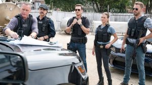Сериал Полиция Чикаго - 5 сезон 18 серия / Chicago P.D.