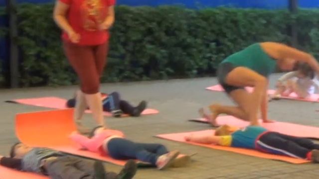 Ростов-на-Дону, БФ "Семейный центр" Наши волонтеры смотреть онлайн