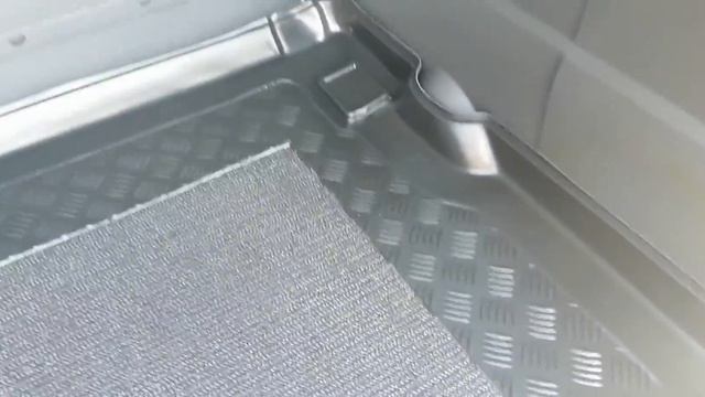 Mata bagażnikowa Ssangyong Kyron смотреть онлайн