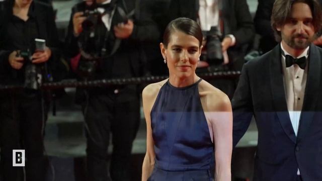 Charlotte Casiraghi – Sie zeigt sich sinnlich im Pariser Chic in Cannes смотреть онлайн