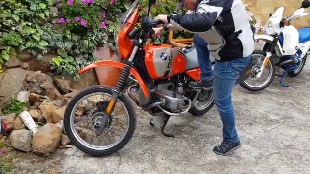 BMW R80GS Kicked started/ arranque a patada смотреть онлайн