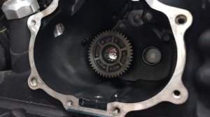 Замена подшипника в КПП, шкива и ремня на Харлей-Дэвидсон