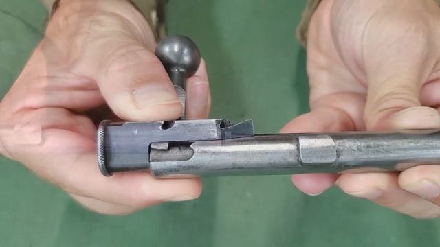 SMLE Mk III* Bolt Disassembly (TF 4-04A) смотреть онлайн