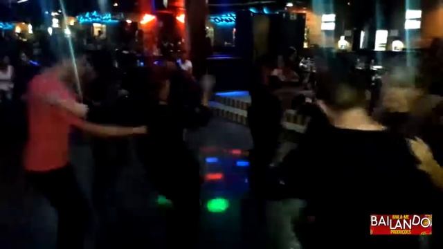 Salsa 02   Bailando Bar Valentin 20 05 2018
