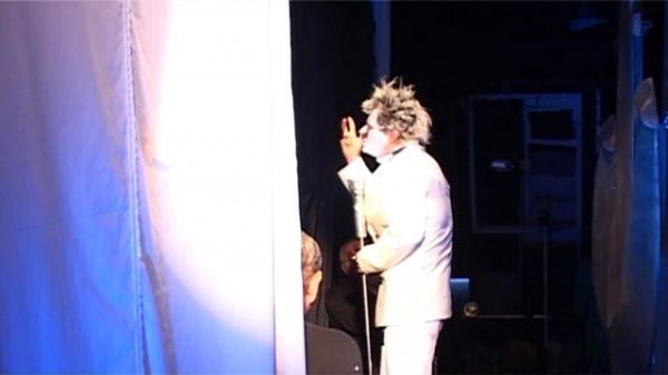 Подготовка к спектаклю Semianyki Express show. Backstage.