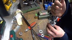 Ремонт газового упора багажника