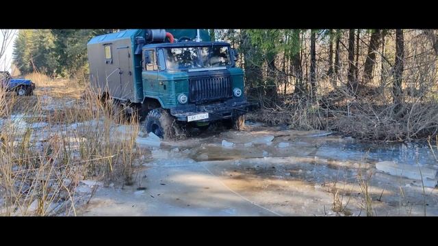 Газ 66 двигатель 5.9 ивеко,уаз с лебедкой БТР, wrangler,иж,и квадроциклы на бездорожье 3.03.2024. смотреть онлайн