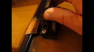 Демонтаж защелки сдвижного окна www.V-OR.ru