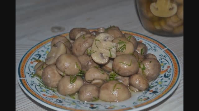 Маринованные шампиньоны быстро за 5 минут. Гости будут просить рецепт! смотреть онлайн