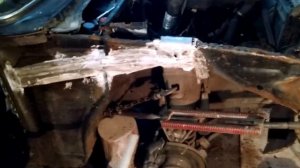 Замена переднего крыла ВАЗ 2106 после удара