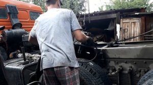Шабашка, замена обоймы под сальник и снимаем ср-й редуктор на Камазе!