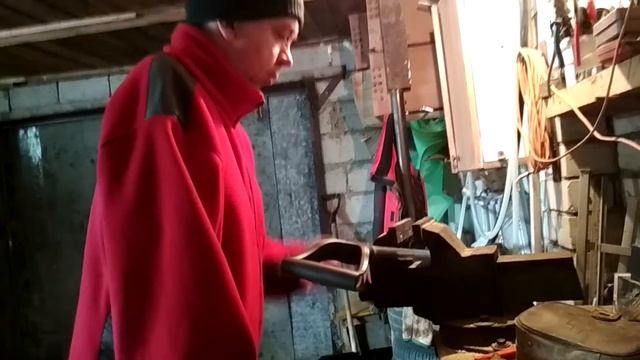 доработка алюминиевой лопаты одной левой. смотреть онлайн
