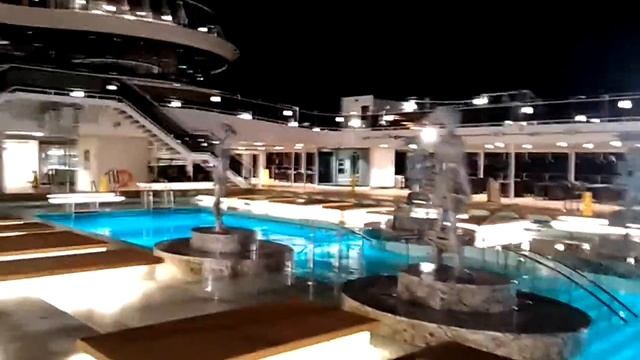 Наш первый круиз, верхняя палуба смотреть онлайн