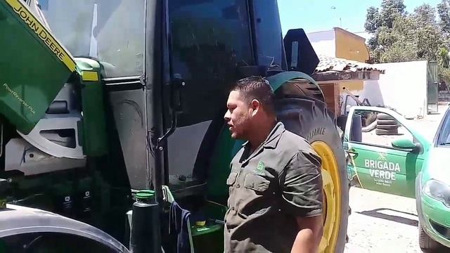Un día con los compas de John Deere... смотреть онлайн