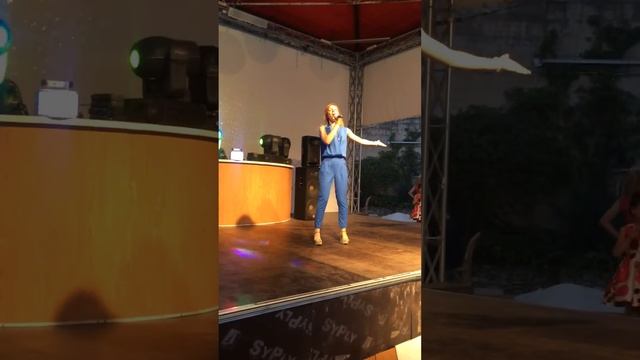 Уроки вокала в Сочи 89882359717 смотреть онлайн