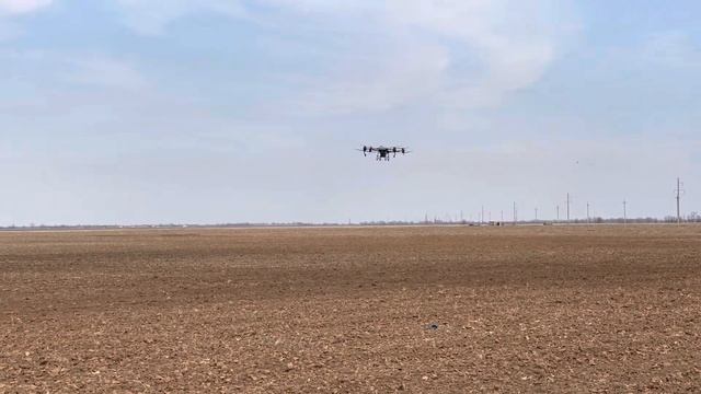 DJI AGRAS T40 смотреть онлайн