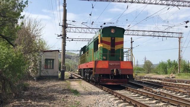 Прибытие ЧМЭ3-3977 на ст. Инкерман 2 смотреть онлайн