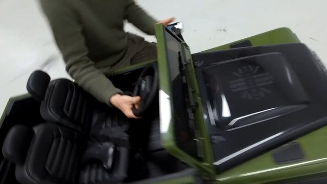 Land Rover Defender Ride on Toy from Britpart - Demo & user guide смотреть онлайн