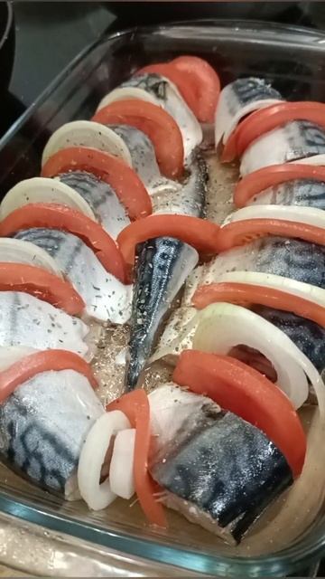 Скумбрия, запечённая в духовке