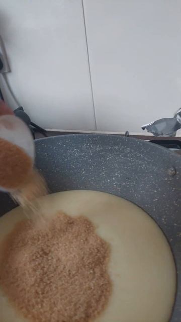 BROWN SUGAR AND CONDENSED MILK FOR MY CARAMEL PUDDING смотреть онлайн
