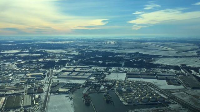 Airbus A320 Approach and Landing in Winter- Amsterdam Schipol Airport смотреть онлайн