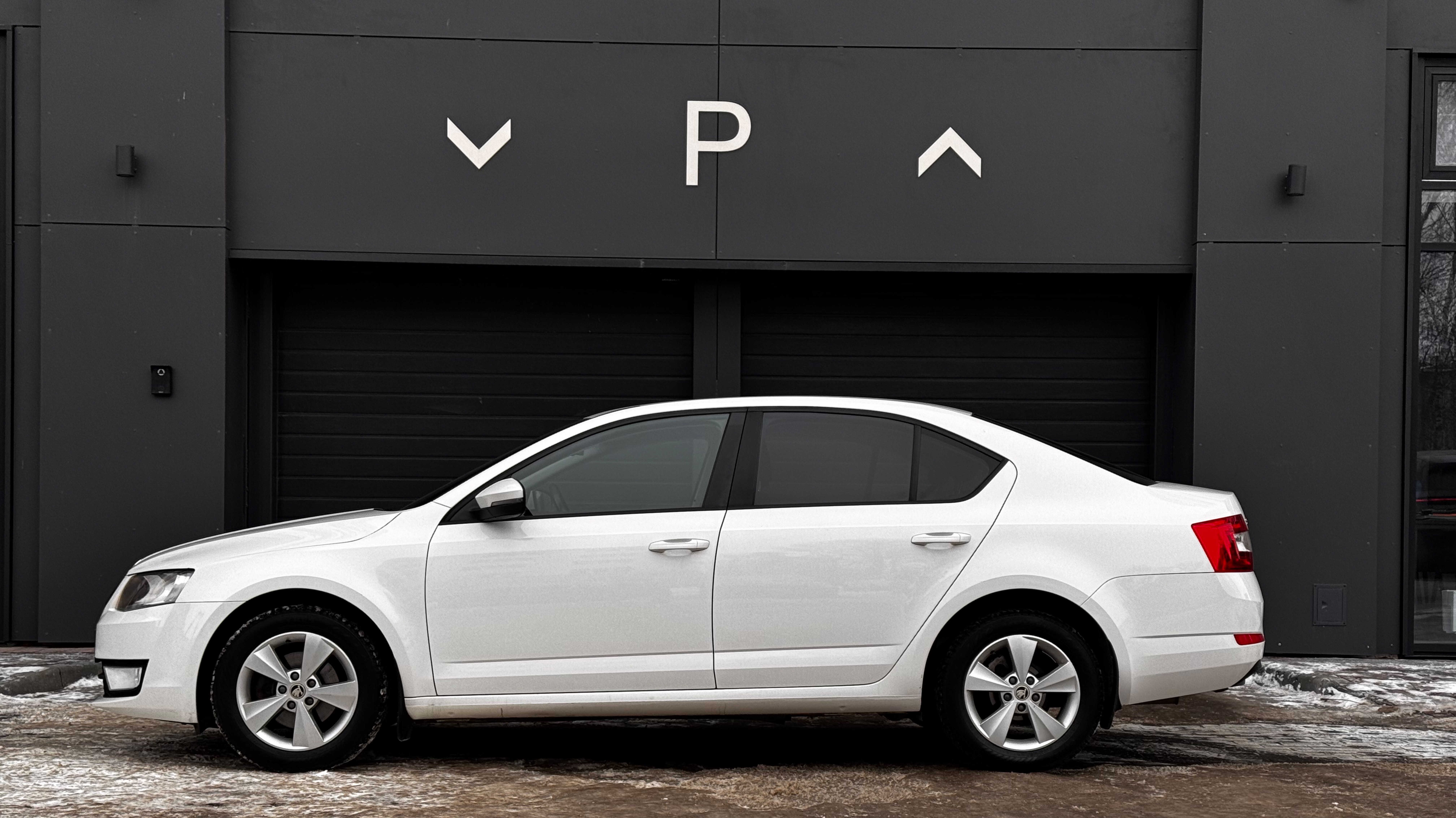 Skoda Octavia 2014/2015 1.4 MT6
#skoda #octaviaa7 #vag