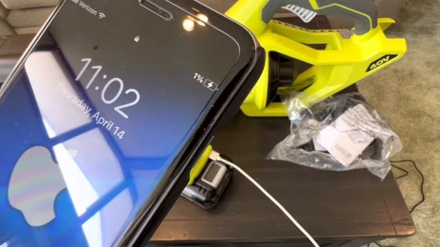 Use Lawn Equipment or Power Tools to Charge Devices During Power Outage смотреть онлайн