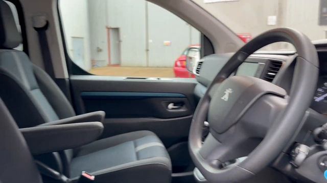 Peugeot Traveller Active