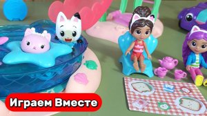 Играем в игрушки из мультиков ! Играем в Русалочек ! Игры в ВОДЕ ! Видео для детей