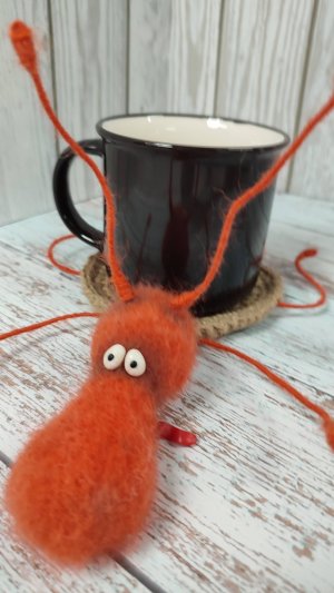 Подставка под кружку - таракан вязаный крючком