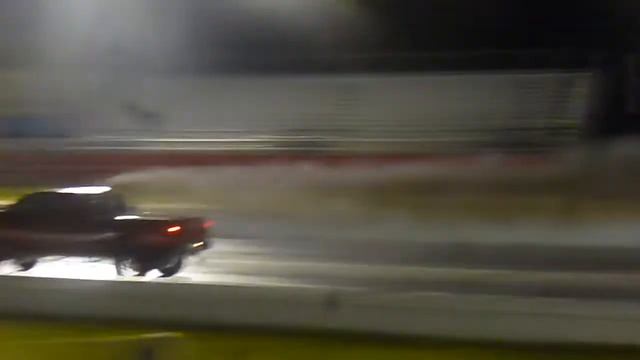 Dodge Cummins diesel vs. Audi S4 @ Atlanta Dragway смотреть онлайн
