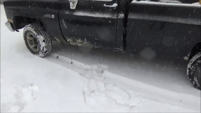 Snow Fall At The Off Grid Project ™ смотреть онлайн
