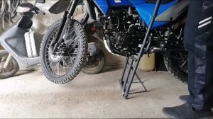 Подставка (мотоподъёмник) для мотоцикла своими руками