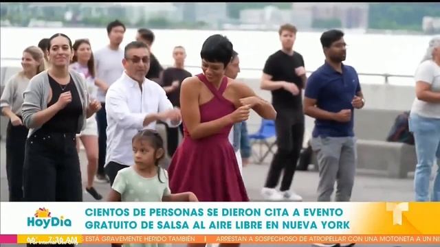 Sunset Salsa en Telemundo's Hoy Dia - National Segment (Espanhol) смотреть онлайн