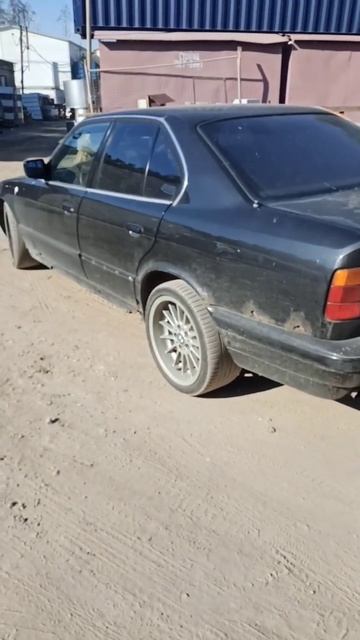 В продаже БМВ е34 535. смотреть онлайн