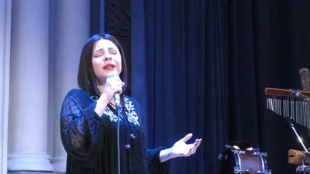 На вечорі Василя Овсієнка "Де ти тепер" ("Місто спить"), виконує Оксана Муха смотреть онлайн