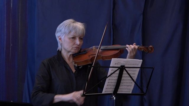 03,25 ЛЕНА смотреть онлайн