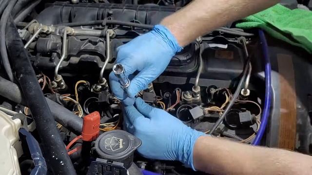 08 BMW e92 N54, spark plugs, coil packs, and oil change (ALL DONE FOR FREE) watch to find out HOW! смотреть онлайн