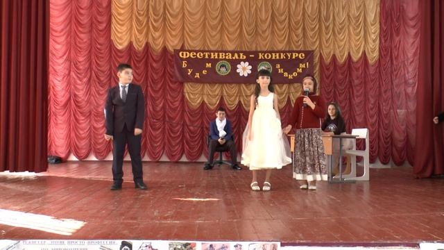 Выступление 4 "Д" класса «Будем знакомы-2017!» (Модельеры) смотреть онлайн