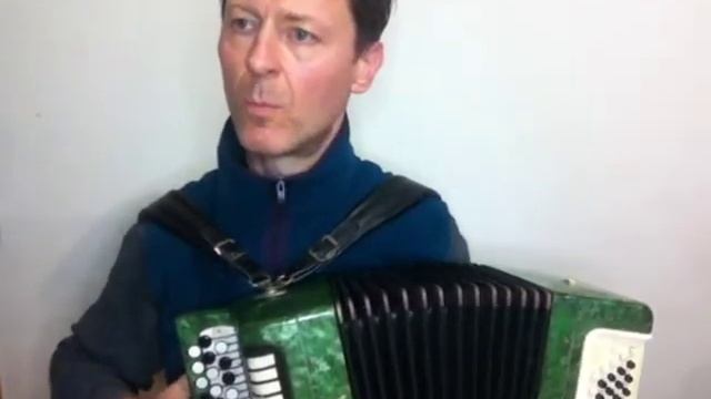 "Кому это надо?" Из репертуара В. Цыгановой Слова и музыка народные смотреть онлайн