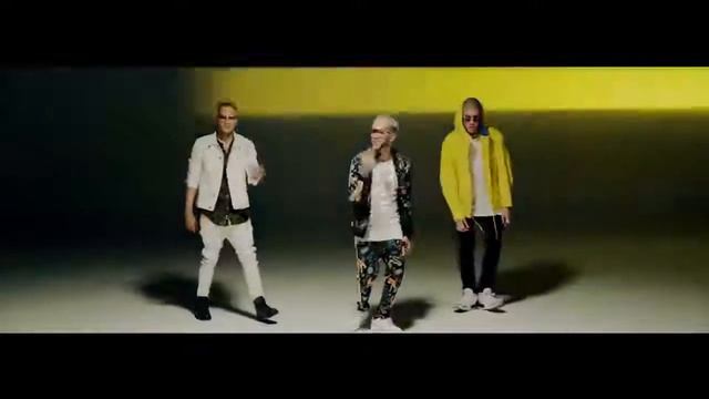 Te Bote Remix - Casper, Nio García, Darell, Nicky Jam, Bad Bunny, Ozuna | Video Oficial