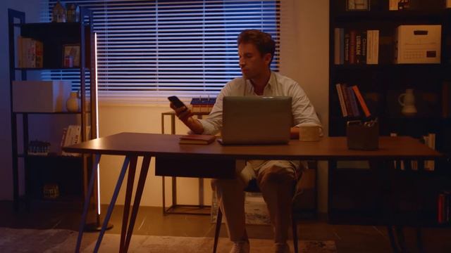 H6076 - H6076311 - Govee RGBICW Smart Corner Floor Lamp смотреть онлайн