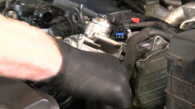 [PT] Substituição da tuche da bomba de combustível de alta pressão смотреть онлайн
