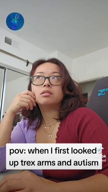 Аутист и руки Т-рекса