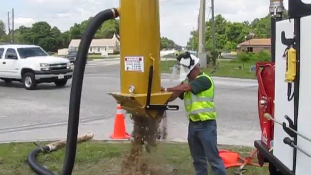 Vac-Tron remote debris trap for dry excavation holds dry spoils and returns as backfill смотреть онлайн