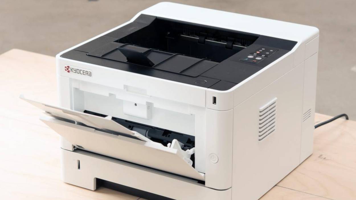 Первый запуск принтера Kyocera Ecosys P2235DN