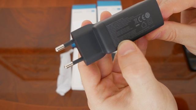 Recensione Anker PowerPort III e 735 Charger смотреть онлайн